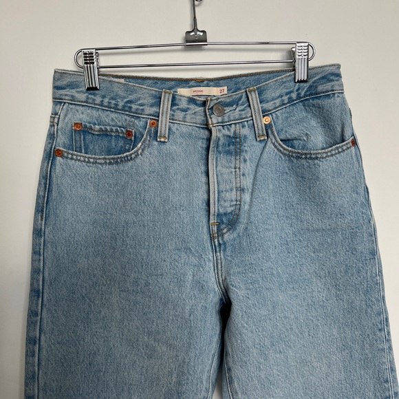 Levis wedgie light wash - size 27 - Picture 4 of 7
